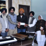 ਕਾਂਗਰਸੀਆਂ ਵੱਲੋਂ ਕੇਂਦਰ ਸਰਕਾਰ ਦਾ ਪਿੱਟ ਸਿਆਪਾ : ਨਰਿੰਦਰ ਮੋਦੀ ਦਾ ਪੁਤਲਾ ਫੂਕਿਆ