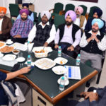 ਸਿਹਤ ਵਿਭਾਗ ਨੇ 4 ਕੈਮੀਕਲ ਵਿਸ਼ਲੇਸ਼ਕਾਂ ਨੂੰ ਨਿਯੁਕਤੀ ਪੱਤਰ ਸੌਂਪੇ