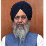 ਸੱਚਖੰਡ ਸ੍ਰੀ ਹਰਿਮੰਦਰ ਸਾਹਿਬ ਦੇ ਸਰੋਵਰ ਵਿਚ ਲੋਹੇ ਦੇ ਜੰਗਲਿਆਂ ਦੀ ਥਾਂ ਸਟੀਲੀ ਜੰਗਲੇ ਲਗਾਏ